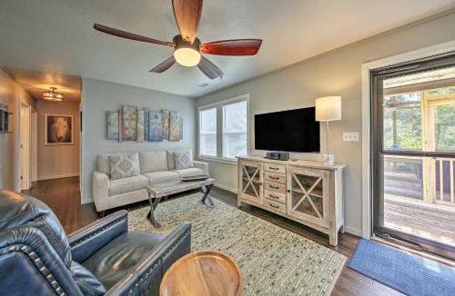 Frisco House | Cozy Cottage < 2 Mi to Cape Hatteras Nat’l Shore!
