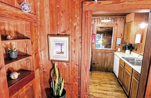 Nags Head Cottage | Cozy Cute Historic - Seaspray Cottage #3