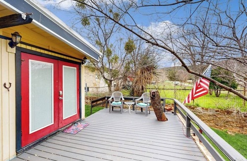 Silver Creek Village House | Cozy dog-friendly house near water with enclosed yard, grill, & equipped kitchen