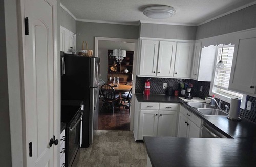 Danville House | Cozy home near golf & casino! in tranquil Danville