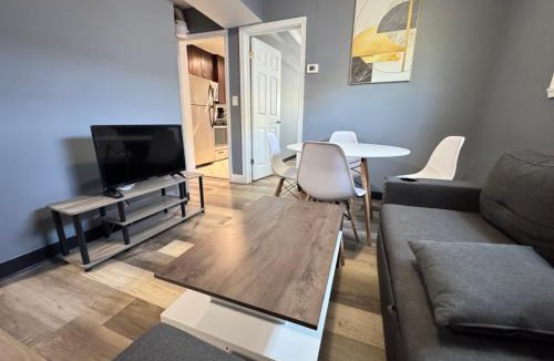 Anacostia Apartment | Cozy Modern 2-Bedrooms Apartment DC