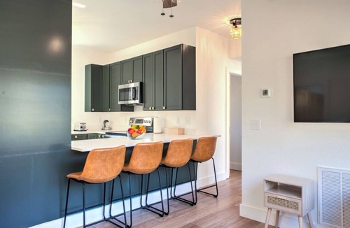 Oakley House | Cozy New Build in Asheville.