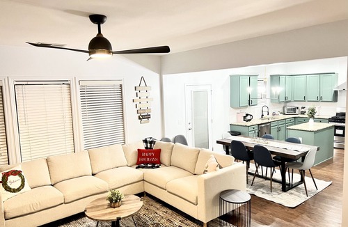 Sugar Hill House | 🌈✨ Cozy Newly Updated Home Sugar Hill Downtown⭐️⭐️⭐️⭐️⭐️
