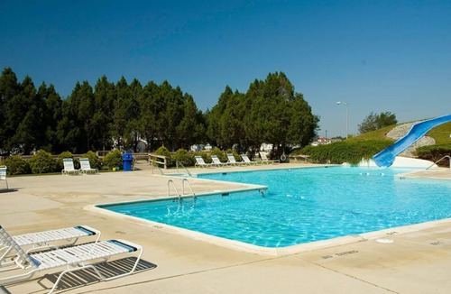 Newport RV Rental | Cozy park model at campground in enchanting Newport NC.