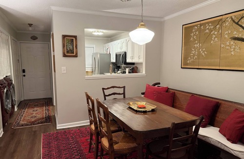 Athens Apartment | Cozy Pet-Friendly Apartment Near Downtown Athens