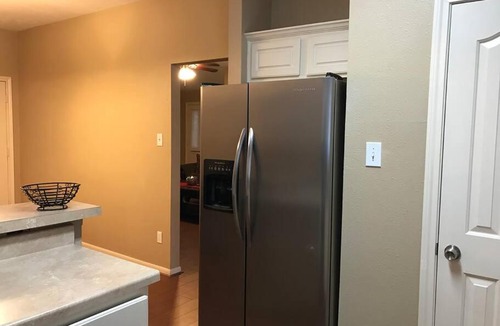 Spring Apartment | Cozy Pet-Friendly Home- Huge Spring Discounts