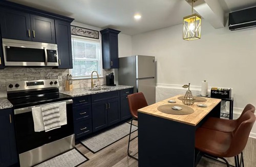 Buford Apartment | Cozy Private Basement Apartment in Buford with AC & Separate Entry