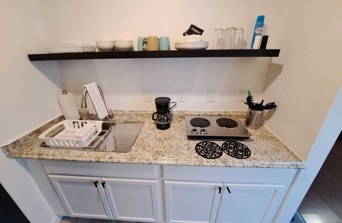 The Colony Apartment | Cozy & Private StudioApt @northDFW - The Colony Long Stays Welcome! Up to 30%off