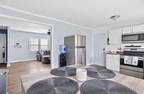 Fuquay-Varina House | Cozy Ranch 15 Min to Raleigh Downtown and 15 to Fuquay-Varina Downtown