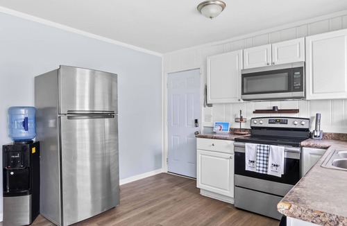 Fuquay-Varina House | Cozy Ranch 15 Min to Raleigh Downtown and 15 to Fuquay-Varina Downtown