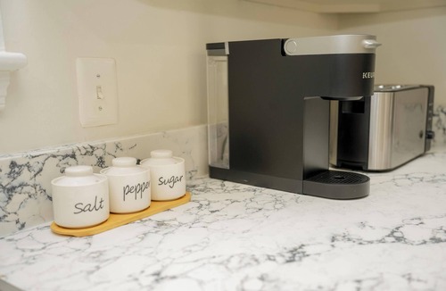 Wheaton-Glenmont House | Cozy stay in Silver Spring- See the best of DC