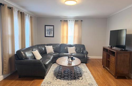 Winston - Salem House | Cozy Stay Near DT with Deck and Yard
