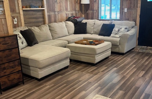 Hickory Apartment | Cozy studio in welcoming Hickory with AC, WiFi