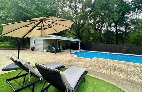 Gastonia Apartment | Cozy Studio Retreat W/Pool Near Charlotte Airport