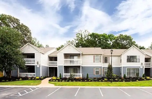 Stockbridge Apartment | Cozy1 BR Get Away, 4/20 friendly, 15min frm Airport