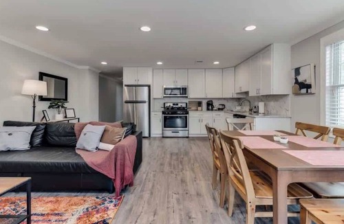 Potomac West House | CozySuites 3BR/3BA Charming Colonial Home
