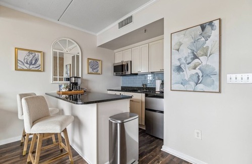 Downtown Wilmington Apartment | Crane's Landing - Riverfront