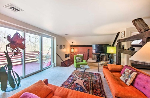 Rohrerstown Apartment | Creek Access & Deck: ‘Runningwater’ Lancaster Gem