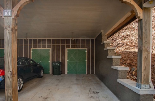 Mountain Air Villa | Creekside Mountain Retreat- Club Access