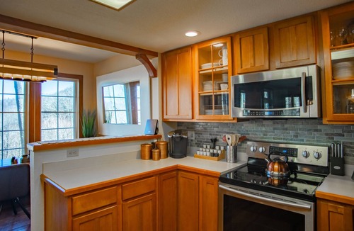 Mountain Air Villa | Creekside Mountain Retreat- Club Access
