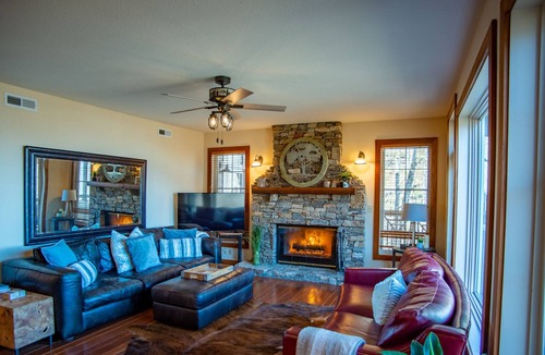 Mountain Air Villa | Creekside Mountain Retreat- Club Access