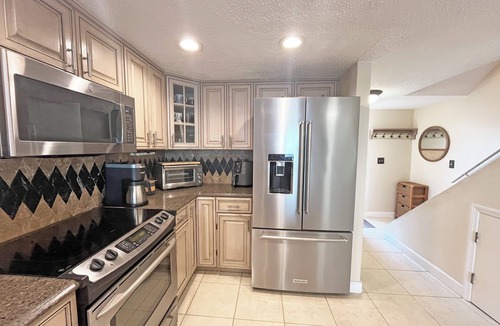 Crescent Beach Condo | Crescent Beach I-14 Four Winds Condo
