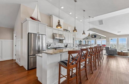 Pine Island House | Crew Quarters - 16BR Oceanfront with Elevator, Pool and More!