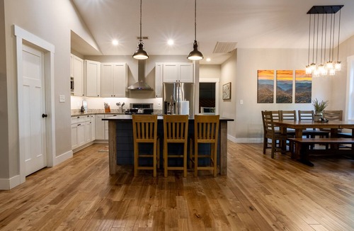 Fairview House | Crooked Maple Cottage | Quaint, Pet-Friendly Home Near Asheville!