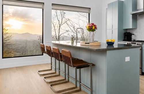 Marshall House | Cube | Private Mountain Retreat with Panoramic Views