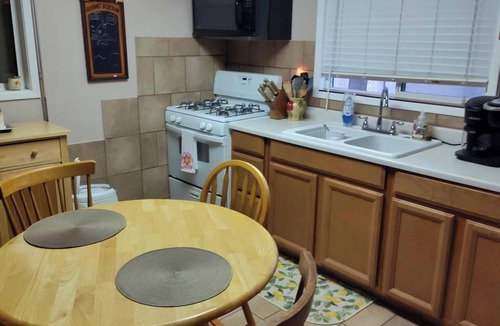 Apache Junction House | CURRENTLY AVAILABLE FOR NOVEMBER/DECEMBER 2025 Clean, quiet home Apache Junction