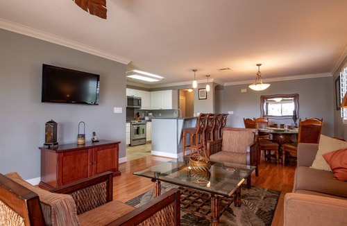 Ko Olina House | Custom Furnished 3 Bed, 2 Bath Townhome in Gated Community (KoK 1047B)