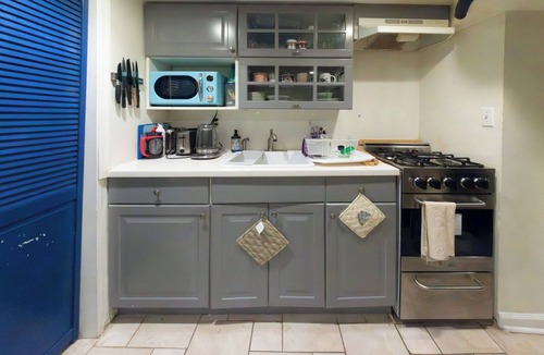 Near Northeast Apartment | Cute, private 1BR in heart of Capitol Hill!