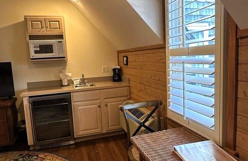 Ocracoke Villa | CV6B: Scotch Bonnet B