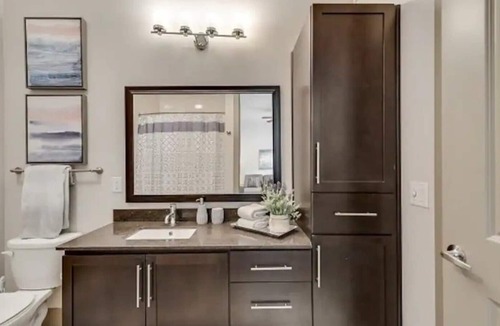 Cityplace Apartment | DAL120 - 2bd2bth Upscale Uptown Dallas furn. Apt