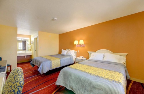 Harker Heights Hotel | Dana Peak Nature Retreat | Hiking & Mountain Biking Trails 10 Mins Away