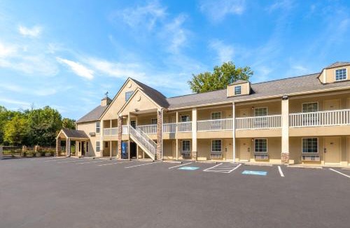 Canton Hotel | Days Inn by Wyndham Canton