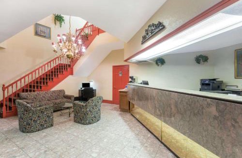 Garden City Hotel | Days Inn by Wyndham Savannah Airport