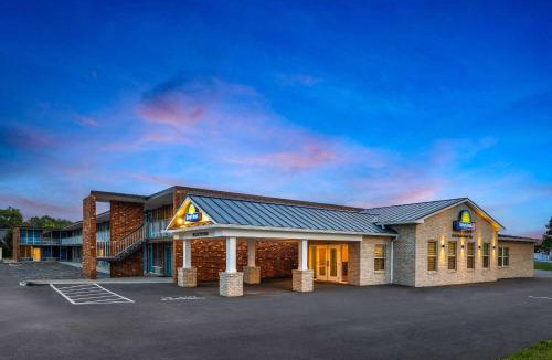 Frederick Hotel | Days Inn of Frederick by Wyndham