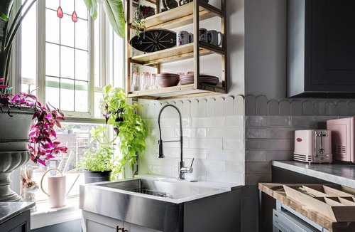 Richmond Apartment | Dear John, Suite 2