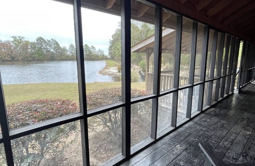 Hartsfield Cabin | Dee's Lakehouse