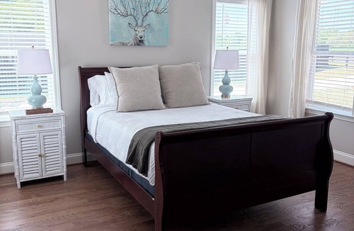 Farmington House | Deer Sanctuary Pasture Views & Total Relaxation
