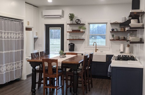 Lincoln Cottage | Delaware Beaches and DE Turf Vacation Retreat