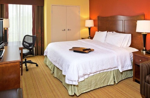 Nottingham House | Delightful Staycation! W/ Free Airport Transfer