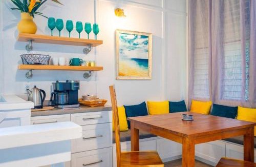 Princeville Apartment | Delightful views of Pool & Mountains