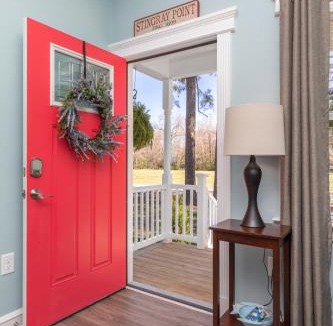 Deltaville House | Deltaville 2BR Retreat, Walk to Museum, Boat Parking