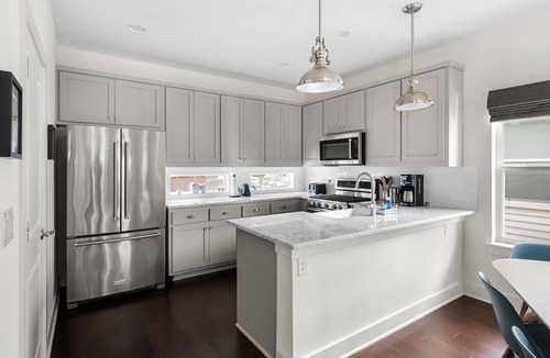 Govalle House | Designer East Austin Retreat by Barclé