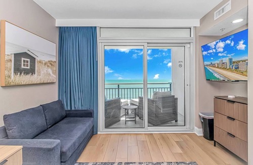 Downtown Myrtle Beach Apartment | Direct Ocean Front Studio Newly Renovated!