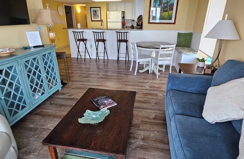 Crescent Beach Condo | Direct Oceanfront 2BR/2BA Extra Large Renovated End unit August - Sept Discounts