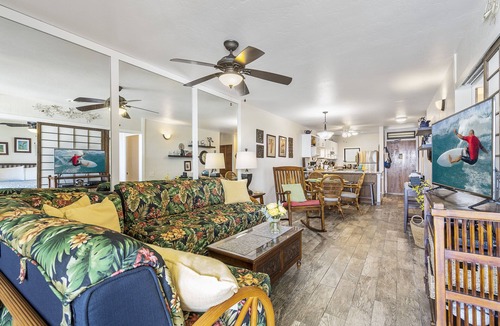 Kailua-Kona Condo | Direct Oceanfront Condo: New Remodel, AC, Tidepools, Sunsets, Turtles & Surfers
