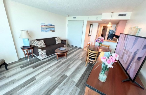 Downtown Myrtle Beach Apartment | Direct Oceanfront Condos with Best Water Facilities in Sandy Beach Resort